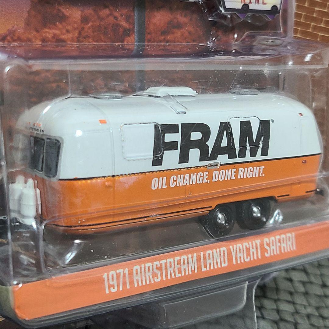 グリーンライト1/64　エアストリーム　フラム　新品未開封