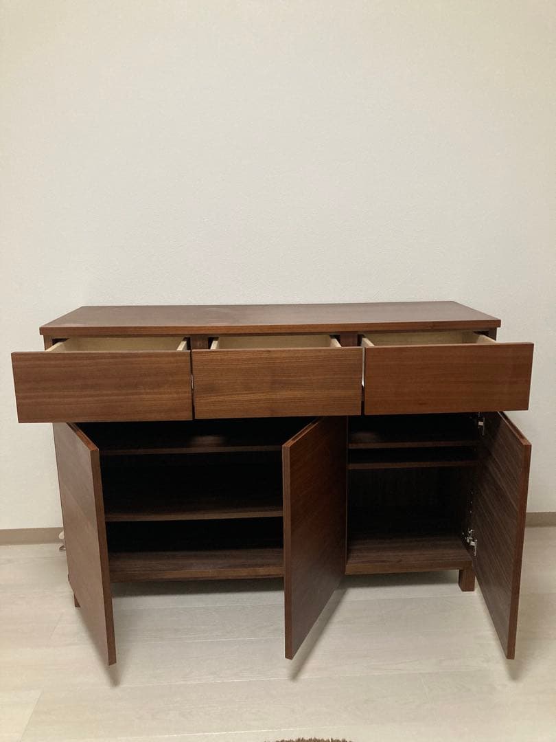 無印ウォールナット　キャビネット