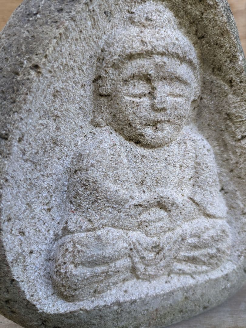 石仏、釈迦如来、仏像、日本人による彫刻、倉田辰彦作