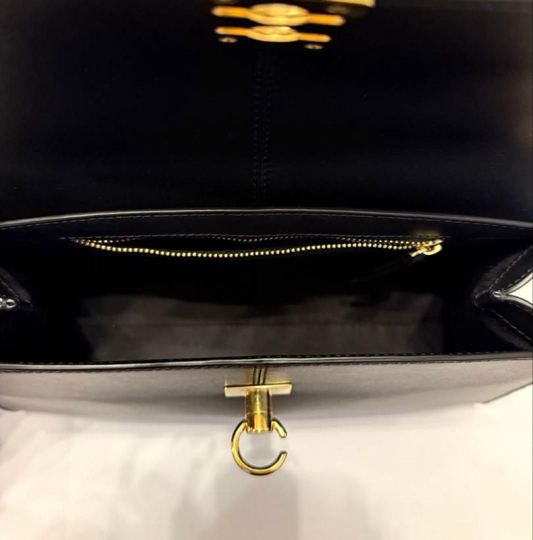 【美品】CAFUNE カフネミディアムスタンスバッグ　　黒