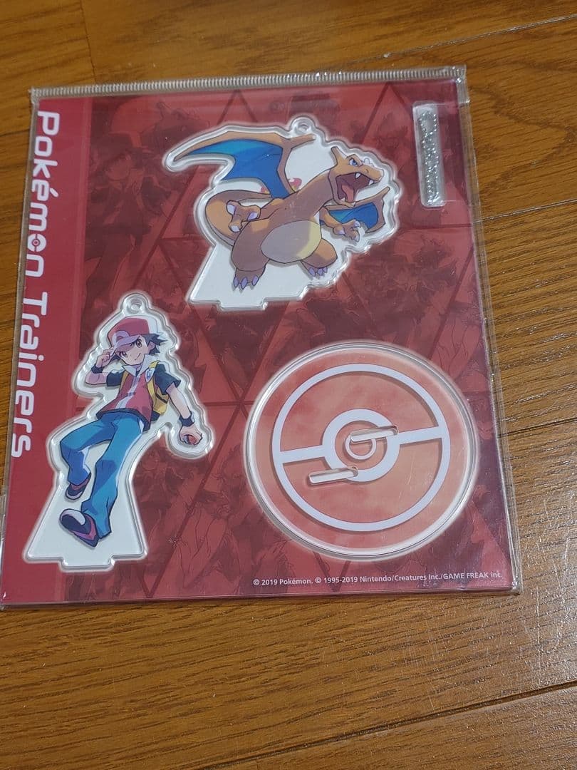 2019 リザードン&レッド　アクリルスタンド キーホルダー　未開封