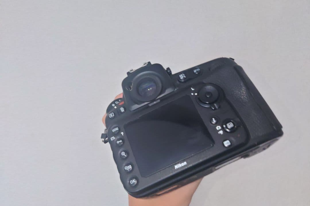 元箱あり　Nikon D810 デジタル一眼レフカメラ　レンズ付き