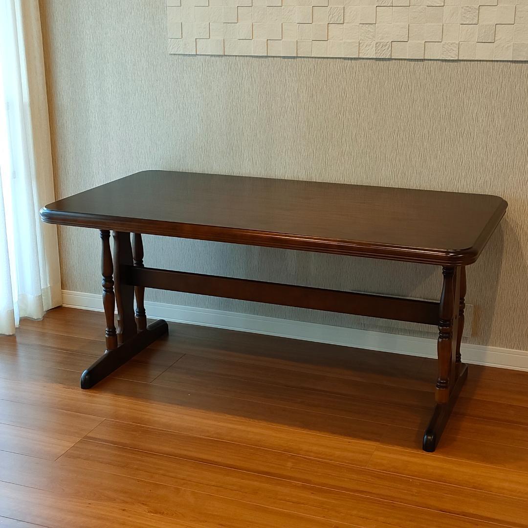 〈美品〉カリモク　コロニアル　ダイニングテーブル　天然木　ろくろ