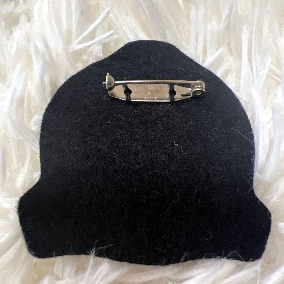 《極美品》バーバリー エンブレム ブローチ ワッペン ピンバッチ ロゴ 刺繍
