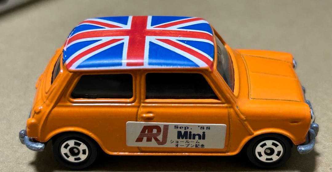トミカ ミニクーパー ARJ ローバージャパン