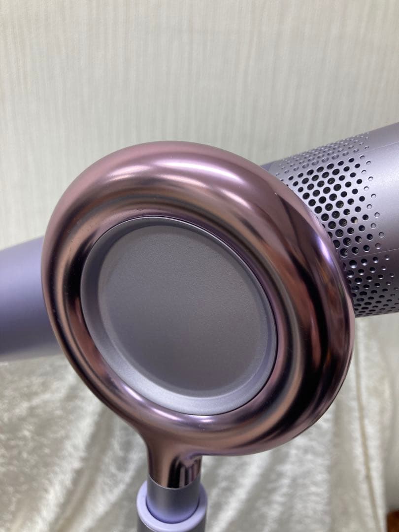 BISARA PROハンズフリースタンドドライヤー