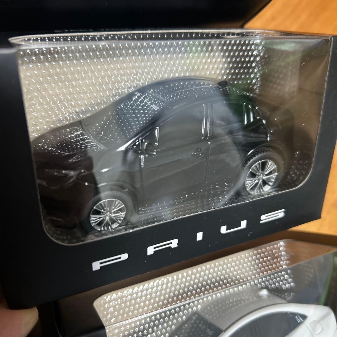 トヨタ　プリウス　ミニカー プルバック　８台