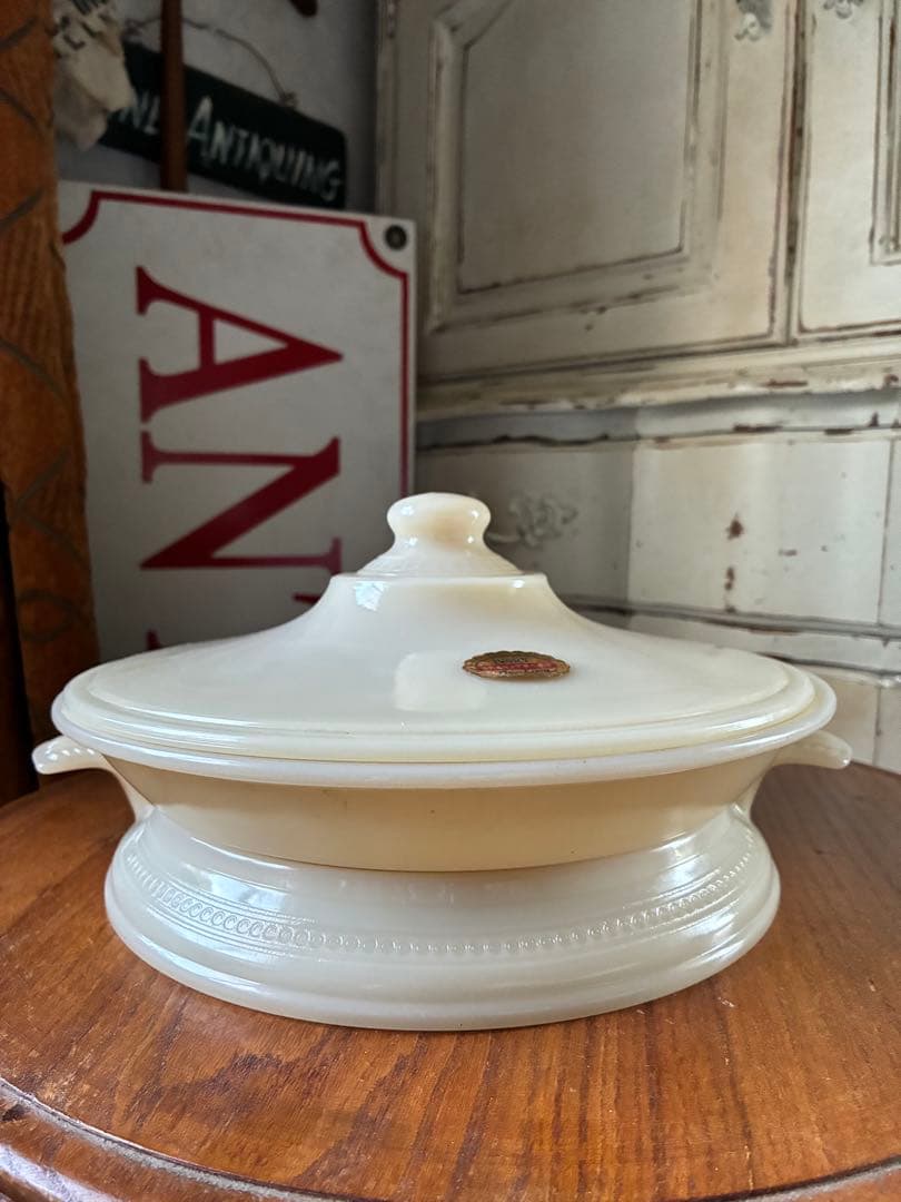 ファイヤーキング　パイ　プレート　キャセロール　アイボリー　テーブルサーバー美品