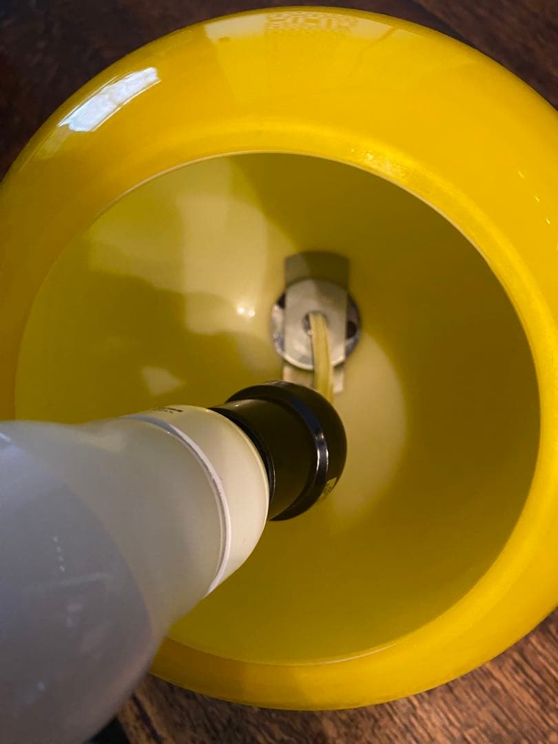 レトロ　黄色　ガラス　ペンダントライト