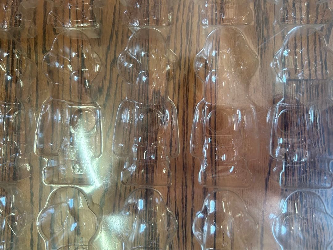 ベアブリック ブリスターケース