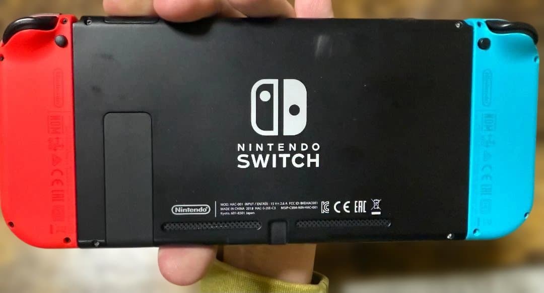 t*o様 （普通）Nintendo Switch（欧州版）ソフト3本付き・SDカ