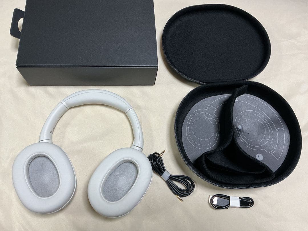 ソニー ヘッドホン ULTWEAR WH-ULT900N オフホワイト