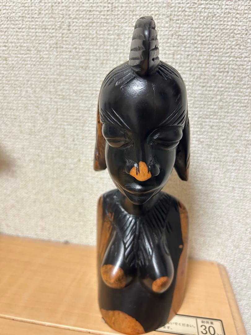 EXPO関西万博大阪　セネガルパビリオン　クイーン彫刻作品置物黒檀コクタン