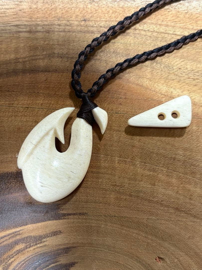 ボーンカービングネックレス(sw62)マッコウ