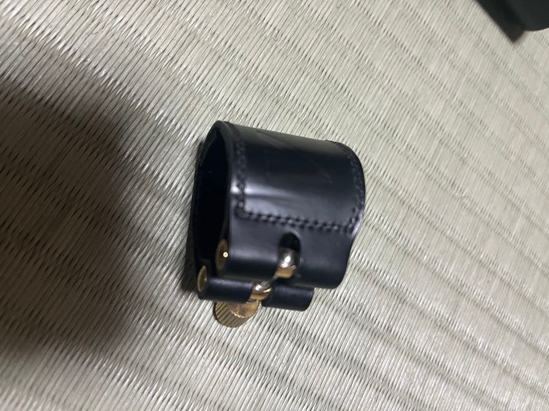 Vandoren LC28P テナーサックスレザーリガチャー
