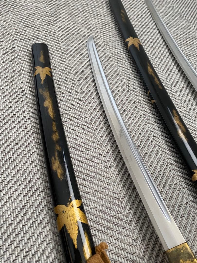 黒金装飾の刀 2本セット