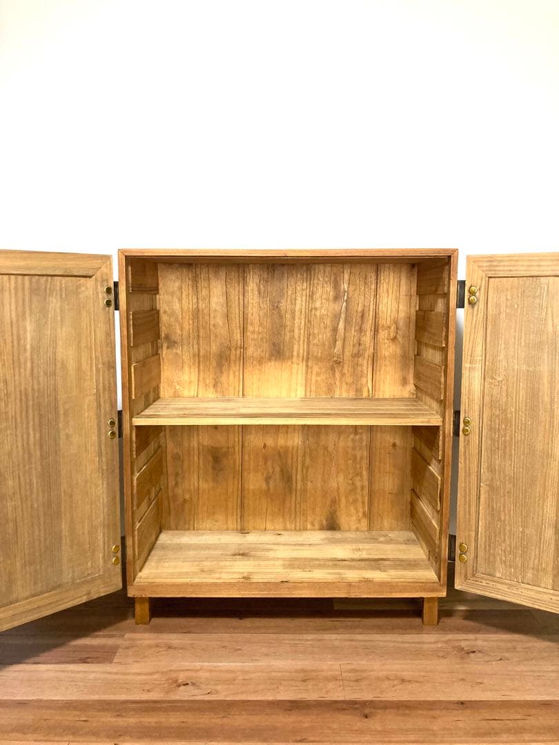 【メンテ込】アンティークのキャビネット　引出し6杯　総桐　木脚付