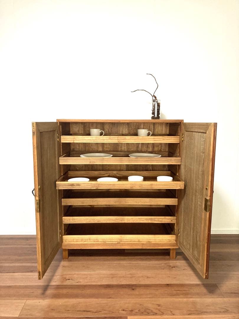 【メンテ込】アンティークのキャビネット　引出し6杯　総桐　木脚付