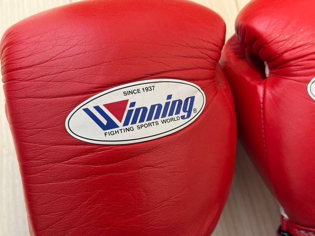 winning ウイニングボクシンググローブ8oz 箱付き　美品　マジックテープ