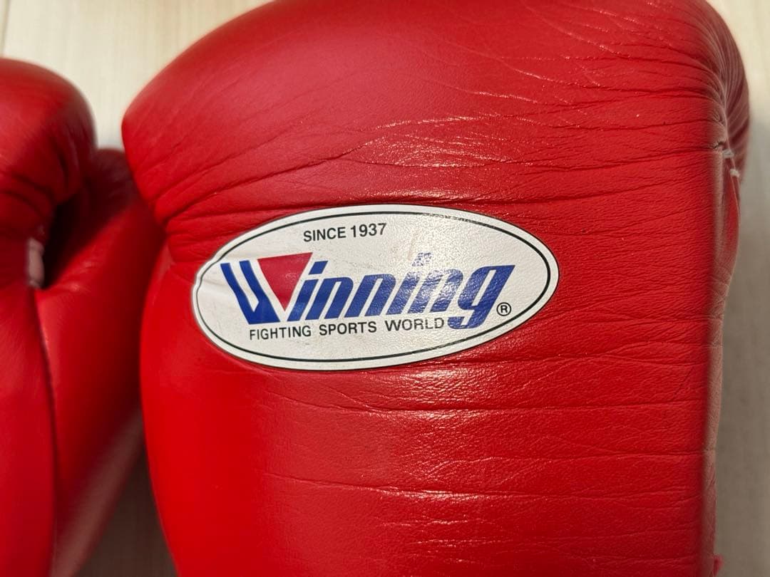 winning ウイニングボクシンググローブ8oz 箱付き　美品　マジックテープ