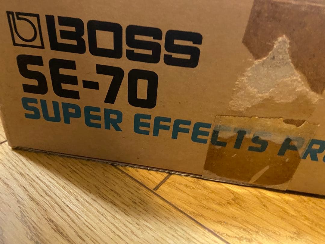 希少完品 BOSS SE‑70 マルチエフェクター 元箱・取説・アダプター付き