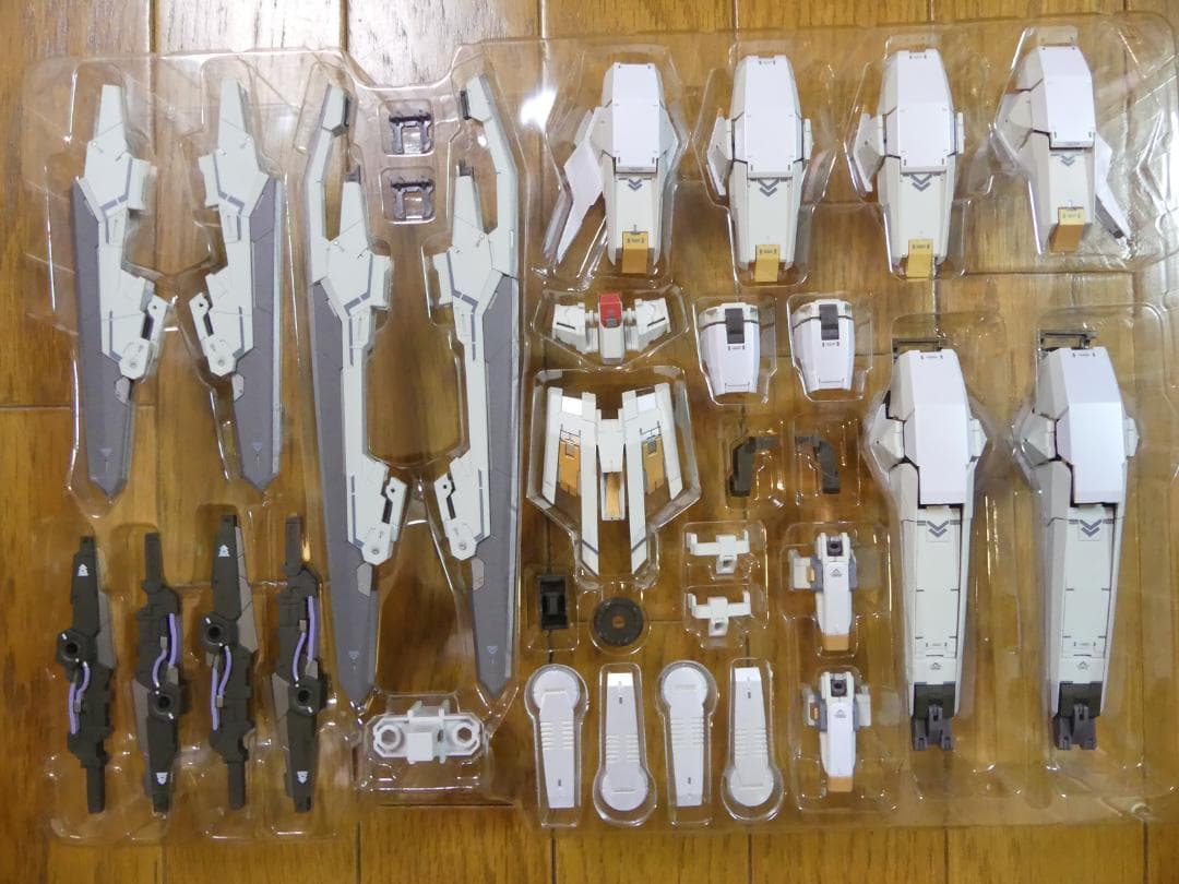 メタルビルド ガンダムアストレアプロトGNランチャー＋高機動試験装備