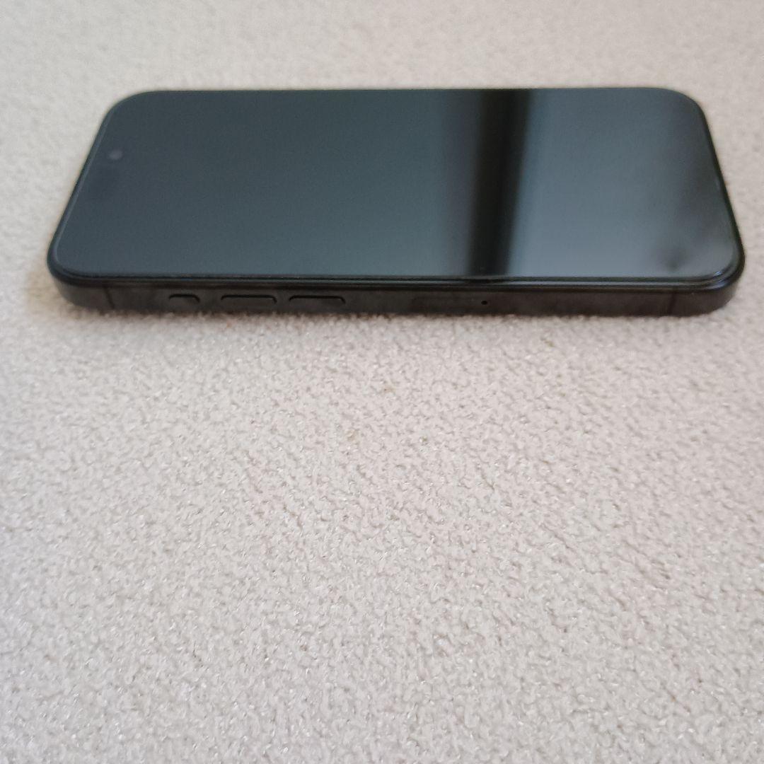 ♥Apple iPhone 15 Pro ♥ブラックチタニウム 本体　シムフリー