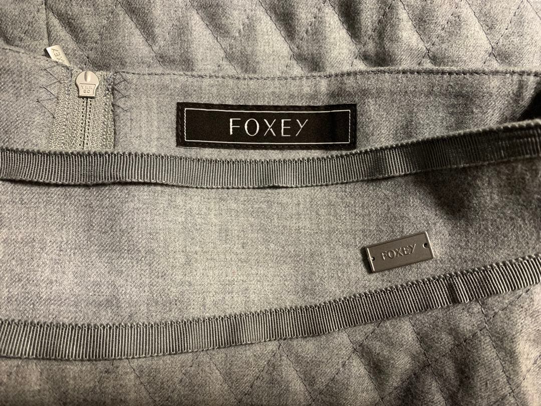 極美品★FOXEY フレアスカート グレー キルティング　38