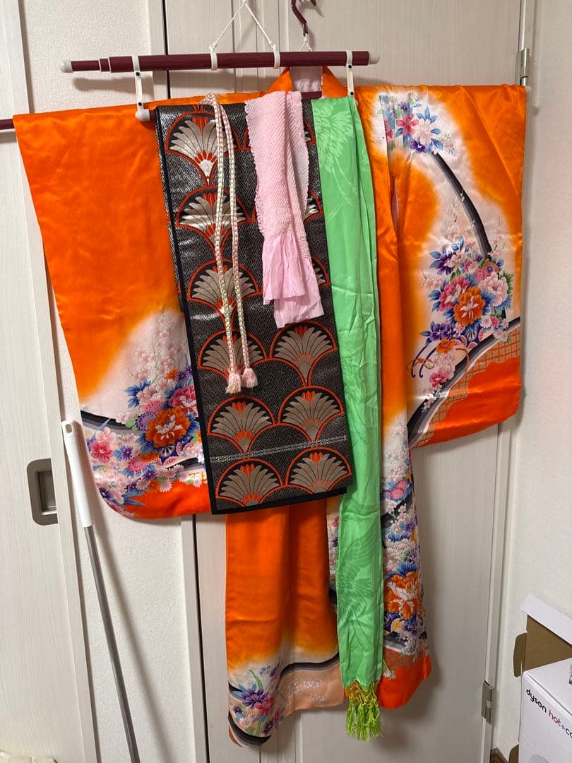 七五三 7歳 女の子 着物フルセット 橘色×花柄 刺繍半襟 長襦袢付き