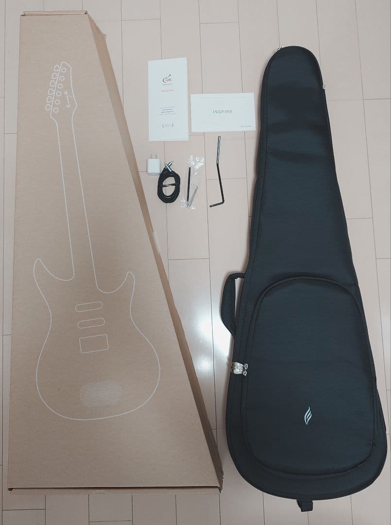 ENYA Inspire アンプ内蔵エレキギター(ブラック)