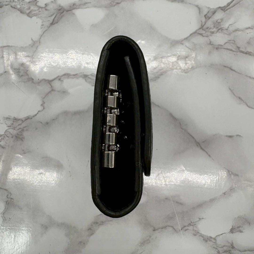 美品/現行✨プラダ NFCチップ キーケース4連 ブラック 黒 レザー