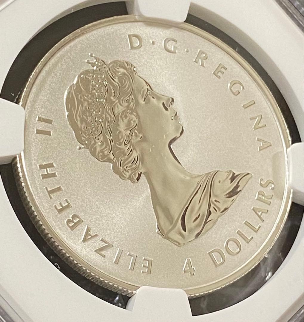 ☆ヤングファン必見☆最新2025年カナダ メイプルリーフ４ドル 1/2oz 銀貨