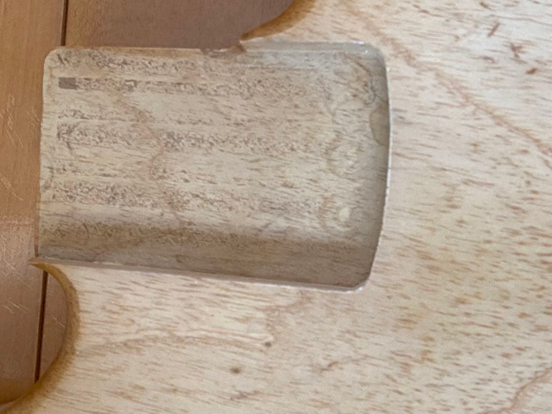 ジャズベース　1Pスワンプアッシュ　ボディ材