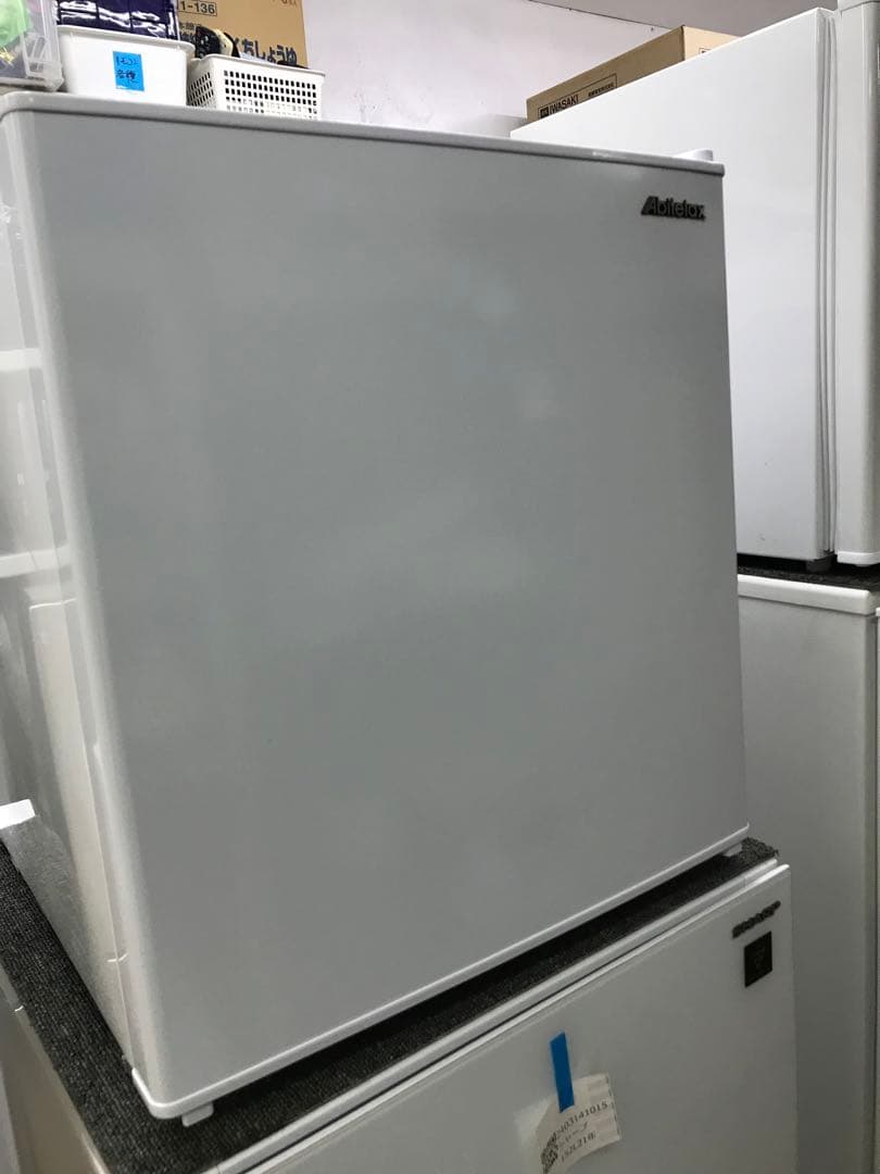 美品Abitelax アビテラックス　電気冷蔵庫　AR-49 45L 右開き