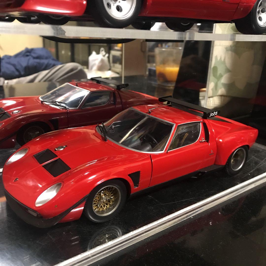 1/18 ランボルギーニイオタ
