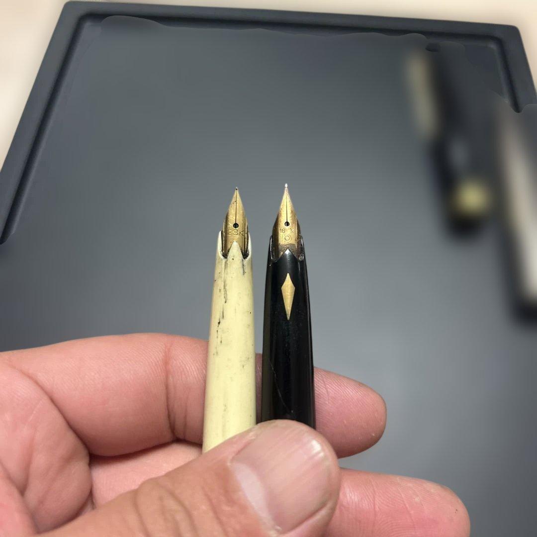 万年筆 金製ペン先23K、18K２本セット‼️