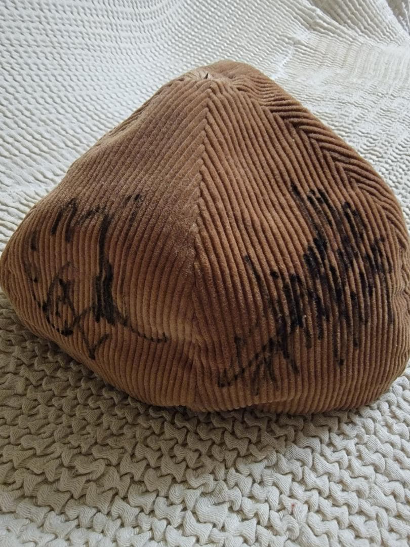 【激レア　一点物】サザンオールスターズ直筆サイン入りキャップ