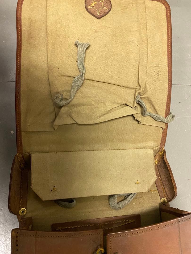 【美品 日本陸軍 将校？兵隊？下士官？ 背嚢】 戦前 当時物 旧日本軍 骨董品