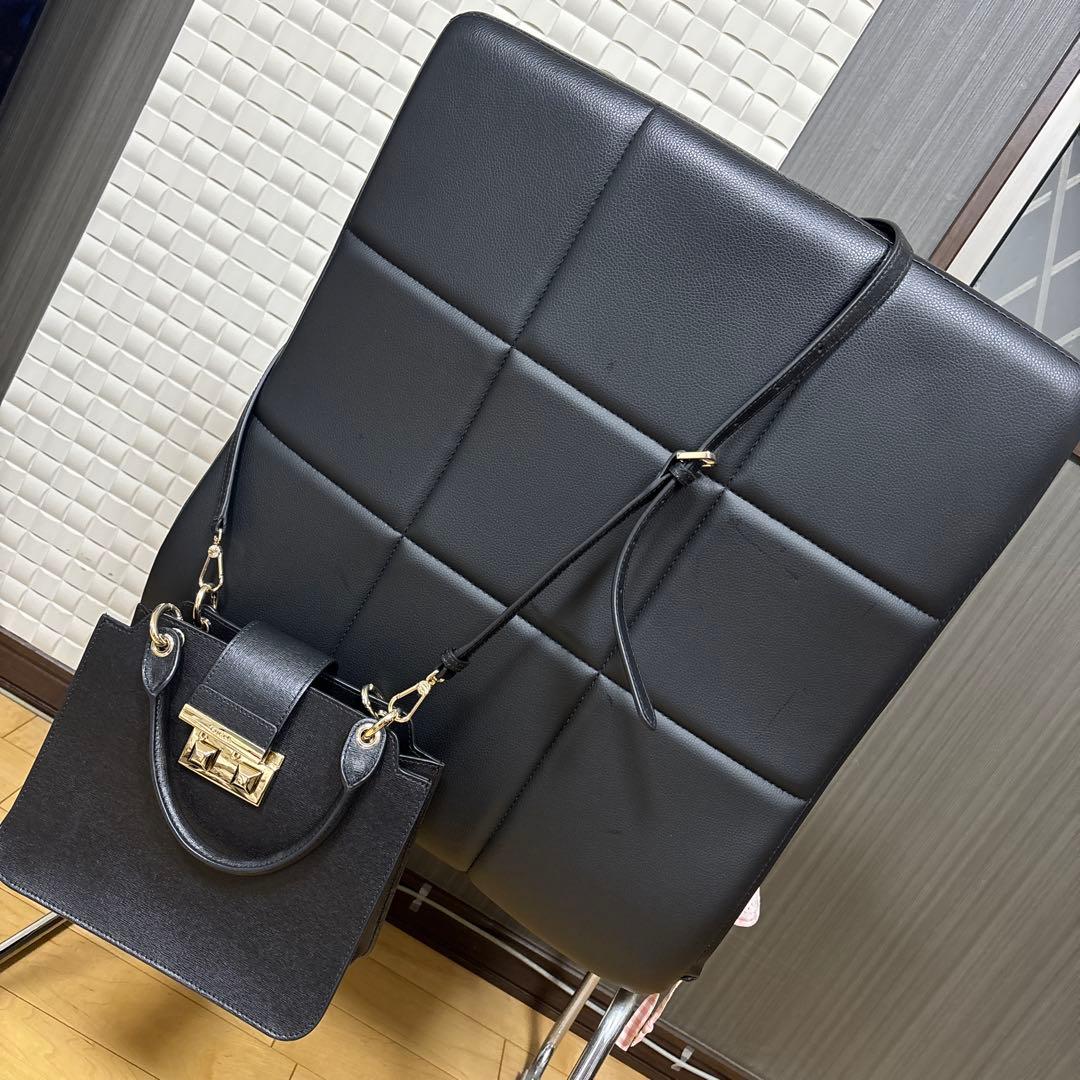FURLA 黒 2wayハンドバッグ