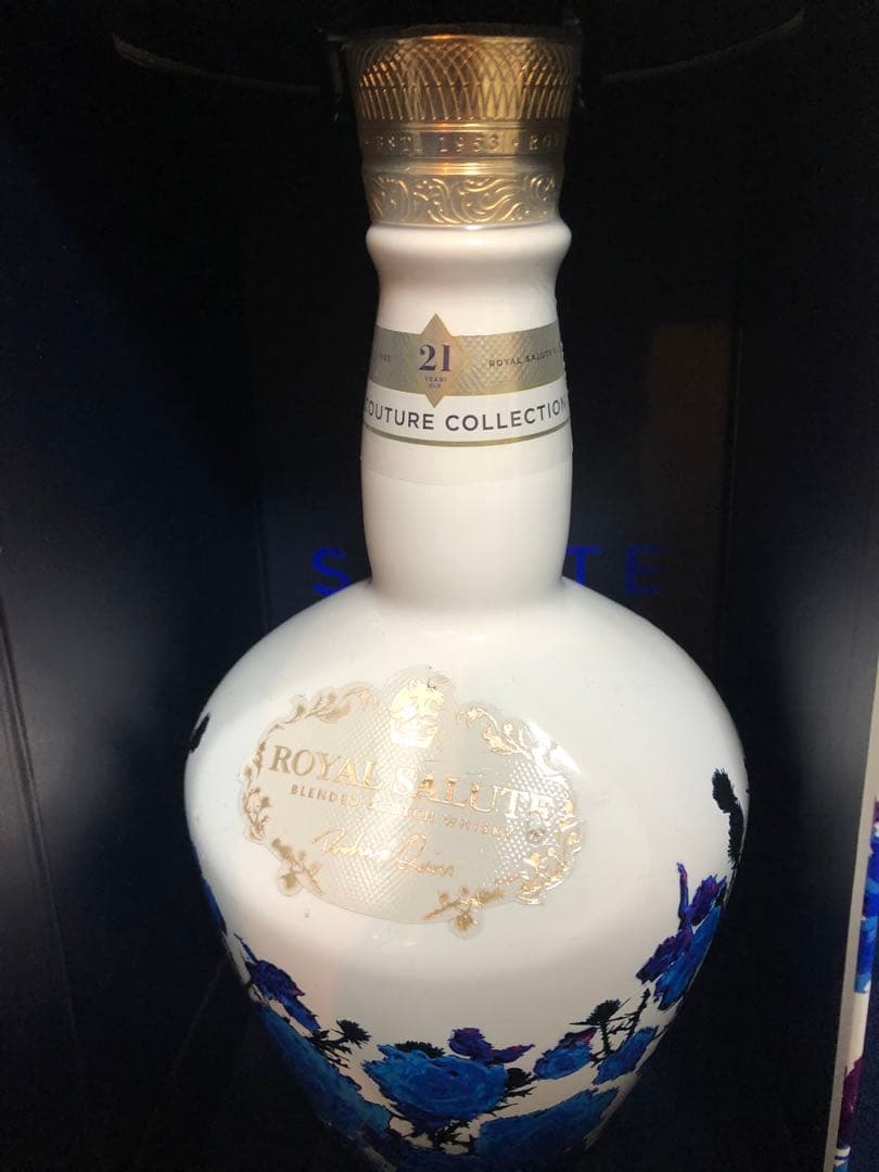 【限定デザイン】ロイヤルサルート21年　リチャードクインエディション　外箱付き