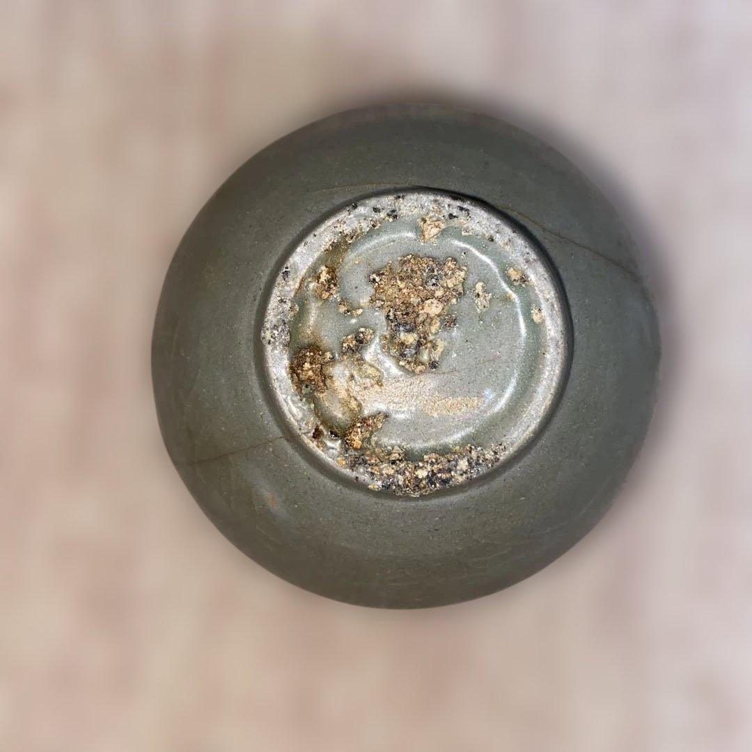 青磁碗　李朝初期？　金継ぎ有り