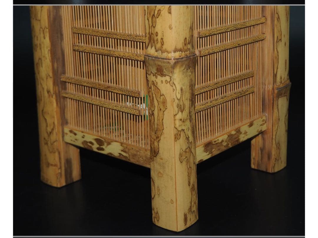 送料無料　竹細工　斑竹胡麻竹使用　四角花入れ　高24ｃｍ★希少★