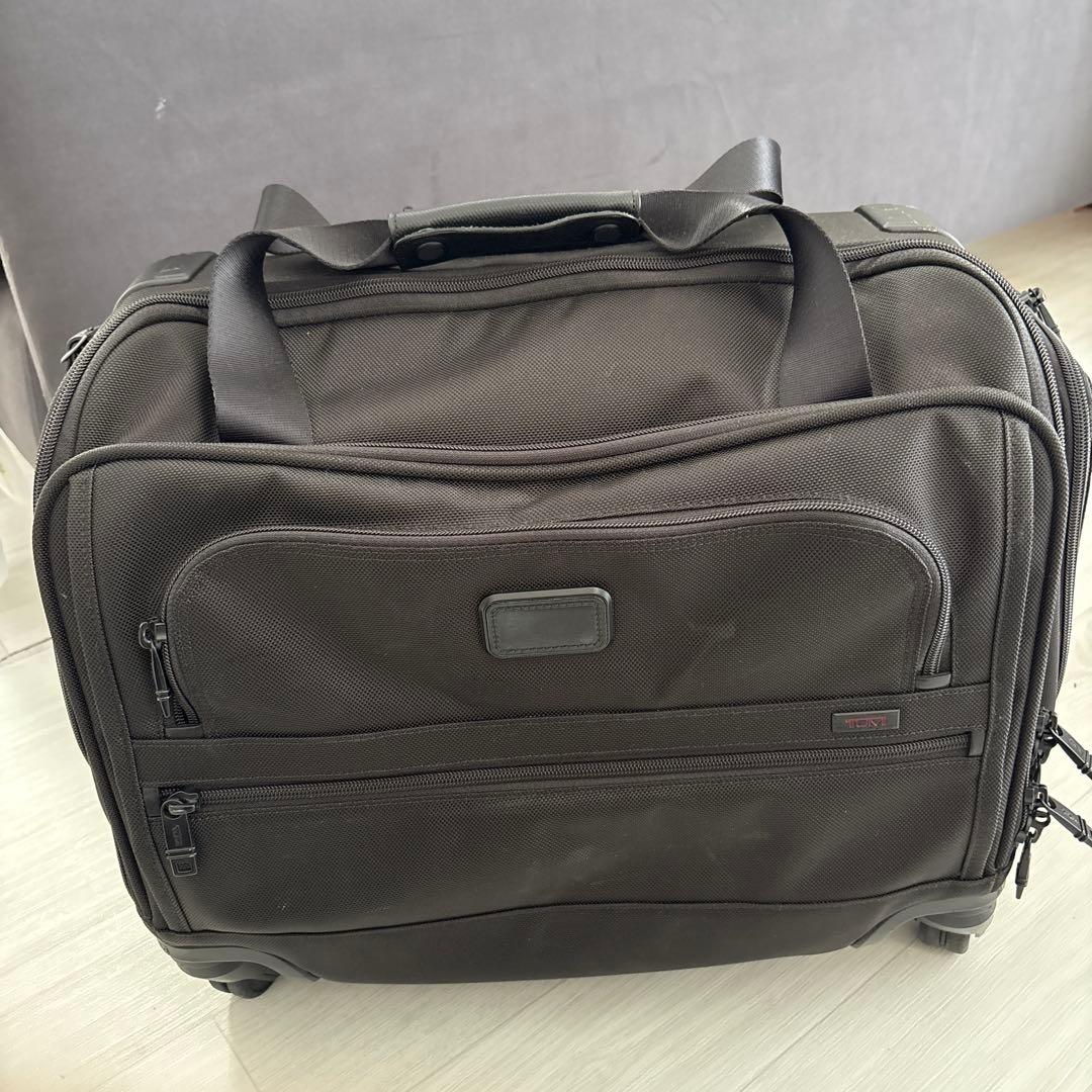 TUMI トゥミ キャリーバッグ 4輪 ALPHA2 22652D2
