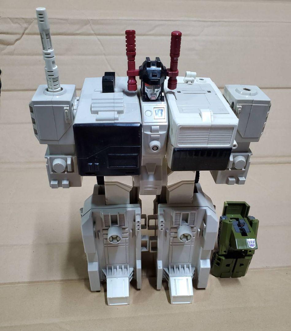 メトロプレックス　ブロール　ジャンク トランスフォーマー セット 合体
