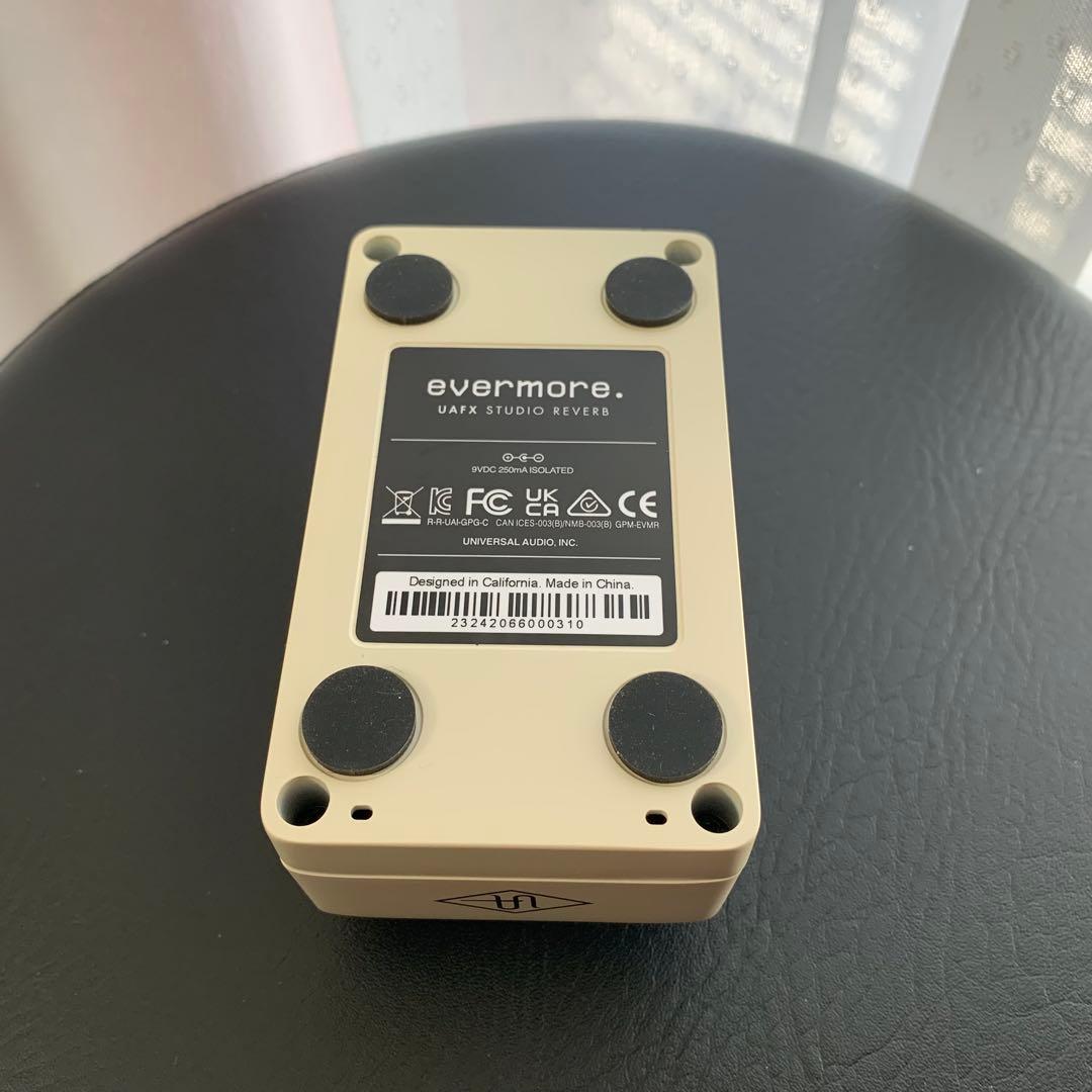 ギター Universal Audio UAFX Evermore Studio Rev