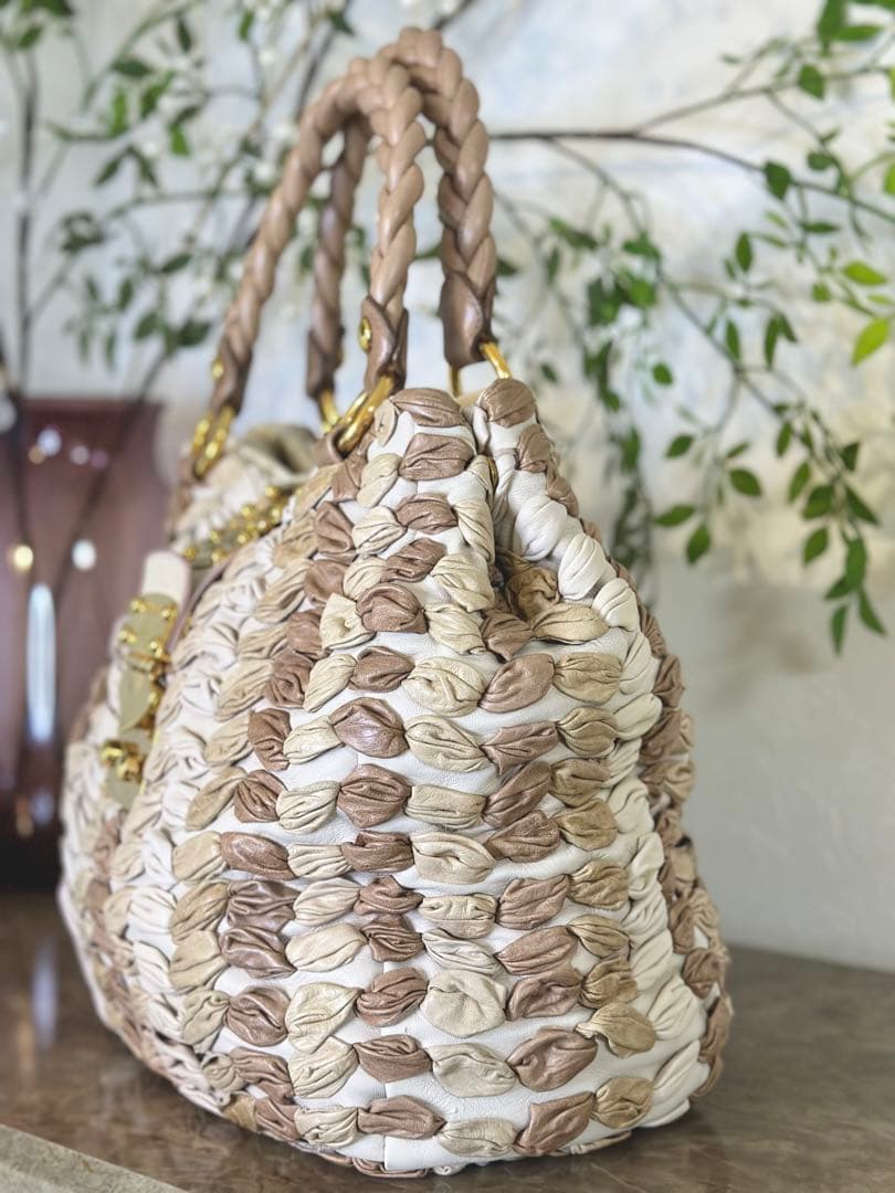 miumiu マトラッセ 2way バッグ カゴバッグ 本革ショルダーバッグ