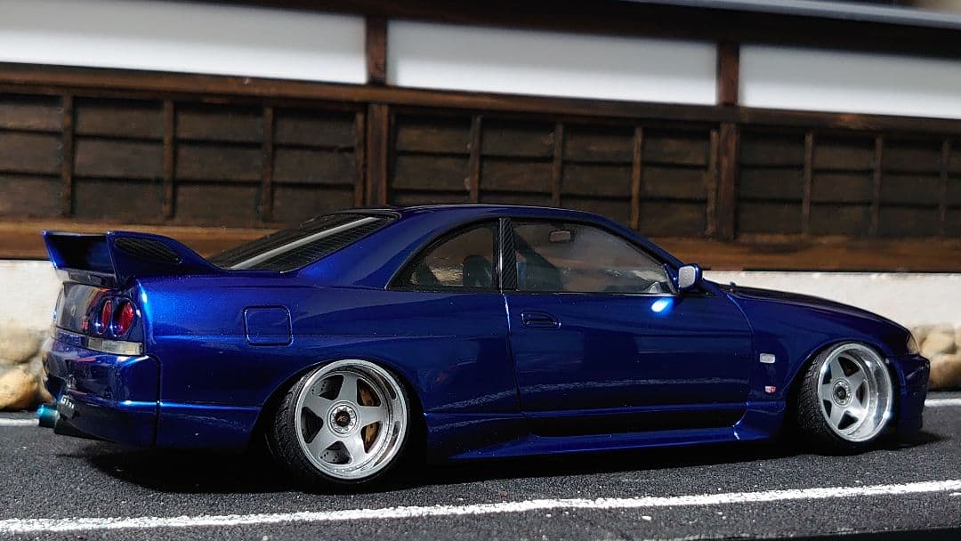1/24 タミヤ スカイライン R33 GT-R 完成品