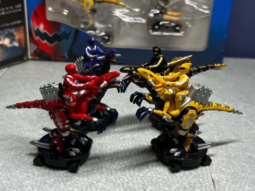 キャラウィールアルティメットエディション爆竜戦隊アバレンジャー8体セット