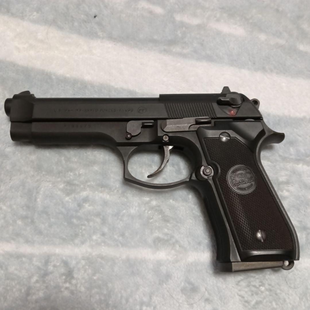 【ガスガン】美品　M92f ベレッタ　HW　黒　ホルスター　専用ローダー付