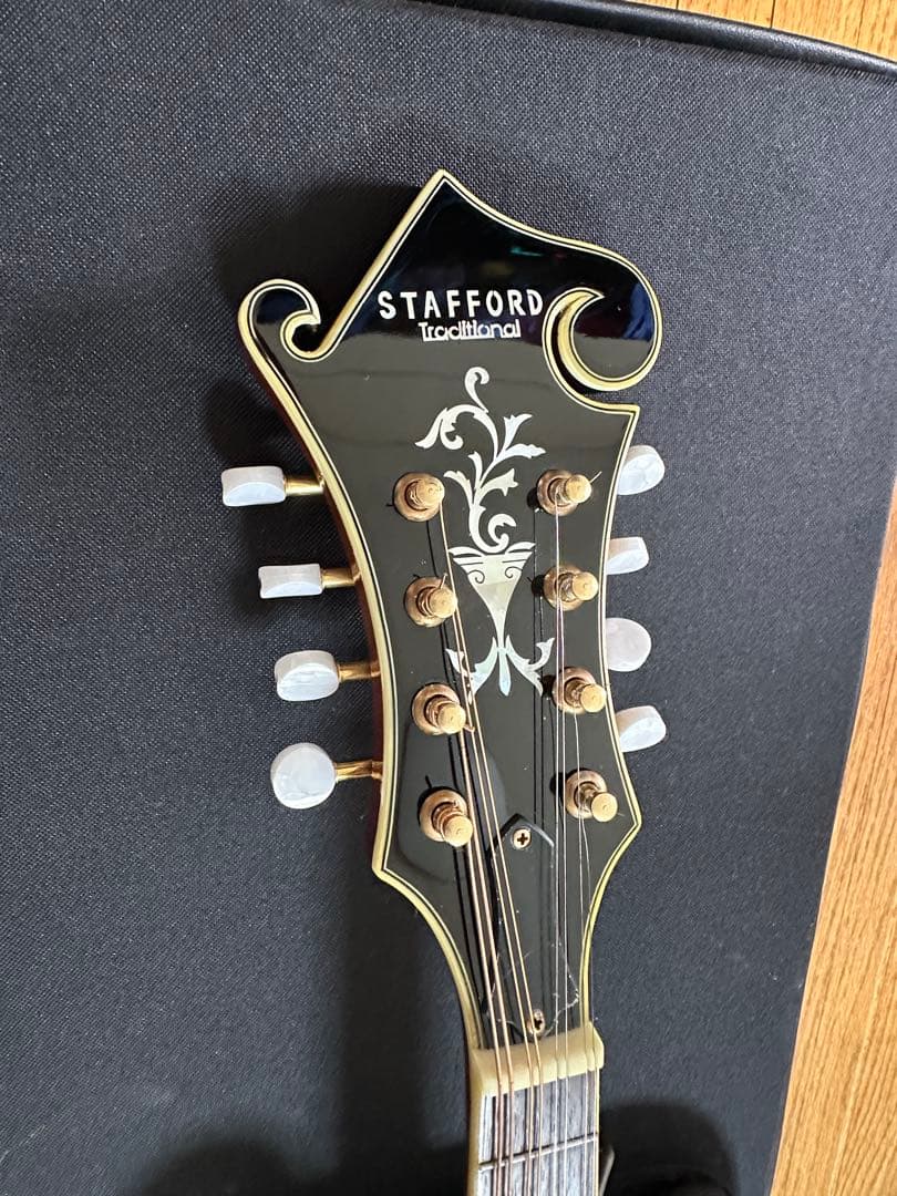 STAFFORD Traditional マンドリン 本体 ハードケース付き